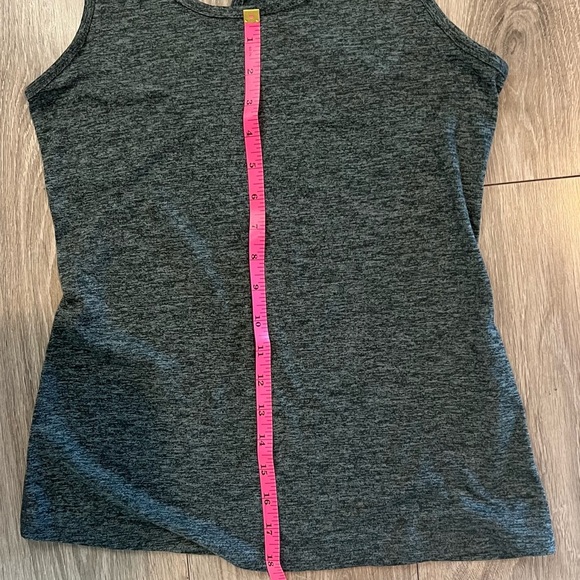 Nike Dri-Fit Women's Size XS Tank Top‎ Gray Athletic Active Gym Running - Picture 6 of 6